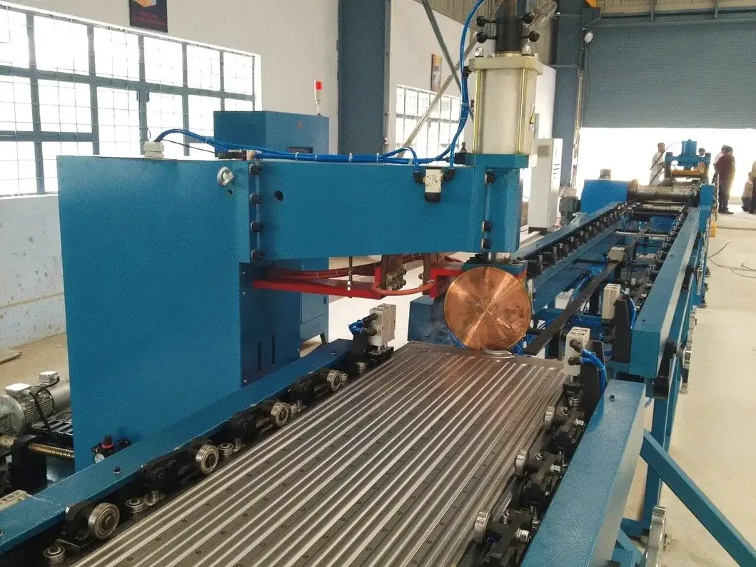 Cooling Corrugated Fin Walls Distribution Power Transformer Oil Immersed Radiator Fin Automatic Welding Production Line 8